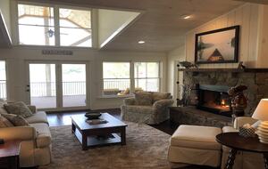 Tranquil Mountain Lake Home with Breathtaking Views - Hiawassee, Georgia