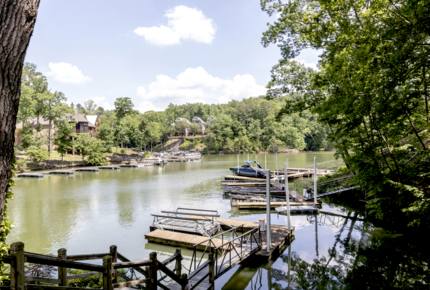 Pickwick Lakefront Luxury