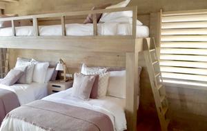 Amura Lago - Valle de Bravo, Mexico