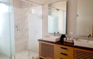 Amura Lago - Valle de Bravo, Mexico