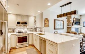 Borders Lodge Luxury Residence - Ski-In/Ski-Out - Avon, Colorado