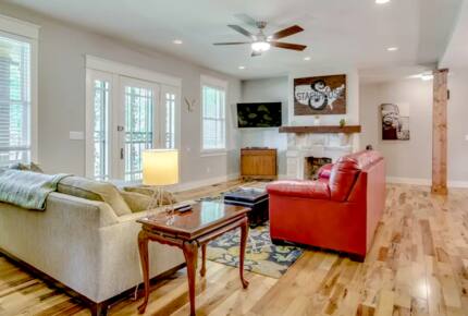 Oakwood Villa