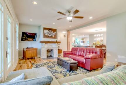 Oakwood Villa