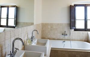 The Hideaways Club - Podere Le Sensaie - La Sterza, Italy