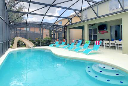 Sunrise Key at Emerald Island Resort