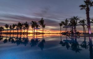 Home exchange in Los Cabos at Garza Blanca Resort, pool sunset
