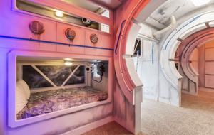 The White House Of Reunion - Reunion, Florida