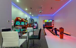 The White House Of Reunion - Reunion, Florida