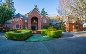 Breathtaking Ocean View Castle Like Home - Edmonds, Washington