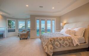 Breathtaking Ocean View Castle Like Home - Edmonds, Washington