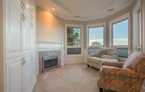 Breathtaking Ocean View Castle Like Home - Edmonds, Washington