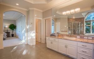 Breathtaking Ocean View Castle Like Home - Edmonds, Washington