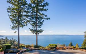 Breathtaking Ocean View Castle Like Home - Edmonds, Washington