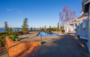 Breathtaking Ocean View Castle Like Home - Edmonds, Washington
