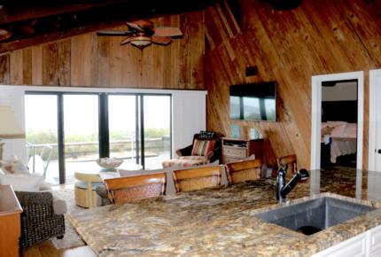 New Smyrna Beachfront Abode