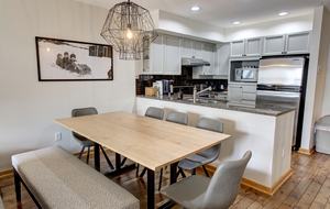 3 Bedroom Townhouse in Whistler Upper Village - Whistler, Canada