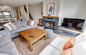3 Bedroom Townhouse in Whistler Upper Village - Whistler, Canada