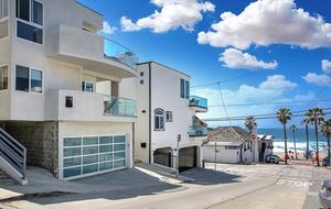 Luxury at the Beach - Manhattan Beach, California