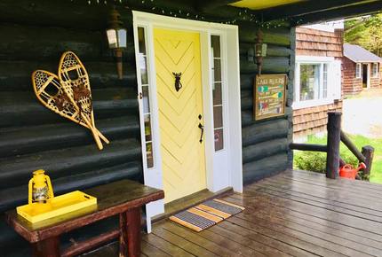 The Fox's Refuge, lake front cottage