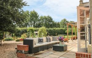 The Coach House - Burton Le Coggles, United Kingdom