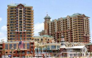 Emerald Grande at HarborWalk Village - 4 Bedroom Corner - Destin, Florida