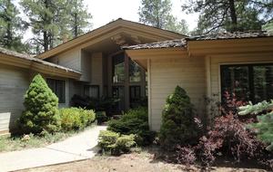 SKI OR GOLF IN THE MAGICAL FOREST - Flagstaff, Arizona