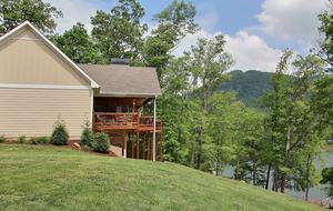 Hiawassee Lakefront Home - Hiawassee, Georgia