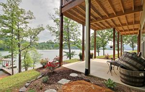 Hiawassee Lakefront Home - Hiawassee, Georgia