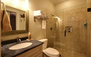 Hiawassee Lakefront Home - Hiawassee, Georgia