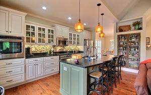 Hiawassee Lakefront Home - Hiawassee, Georgia