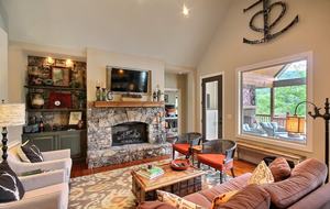 Hiawassee Lakefront Home - Hiawassee, Georgia