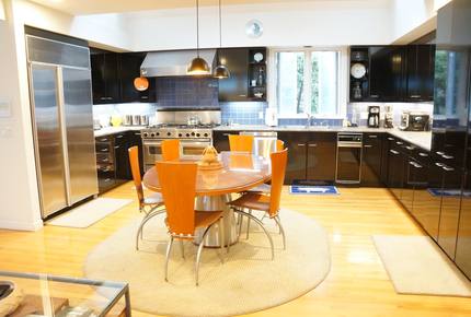 Walkstreet Beach Home