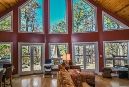 Four Seasons Chateau - Taylor-Made Deep Creek Vacations