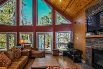 Four Seasons Chateau - Taylor-Made Deep Creek Vacations