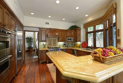 Luxury Tuscan La Jolla Townhouse