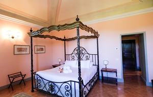 Palazzo Grande (R) - Corciano (Umbria), Italy