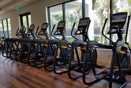 The Dunes - Awesome View & Resort Style Vacation - Naples, Florida