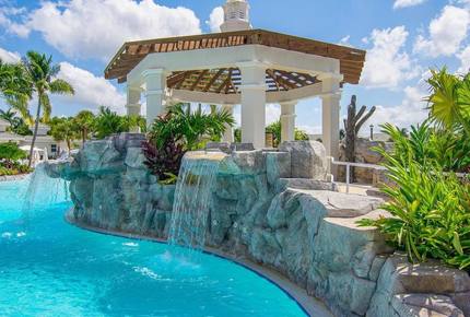 The Dunes - Awesome View & Resort Style Vacation - Naples, Florida