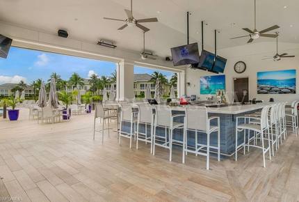 The Dunes - Awesome View & Resort Style Vacation - Naples, Florida