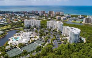 The Dunes - Awesome View & Resort Style Vacation - Naples, Florida