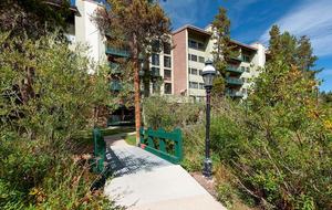 Trails End 406 - Ski-In/Ski-Out - Breckenridge, Colorado