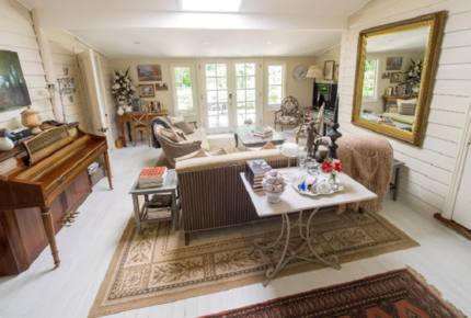 Charming Mountain Village Cottage