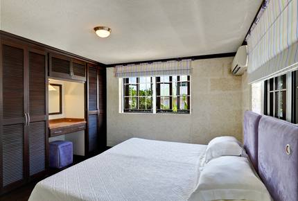 Barbados Beach House - Black Rock, Barbados