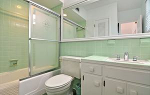 Main floor bedroom ensuite bath