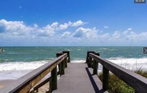 Beach dune crossover (40 steps away)