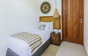 Selong Selo Elevated Villa - Selong Belanak, Indonesia