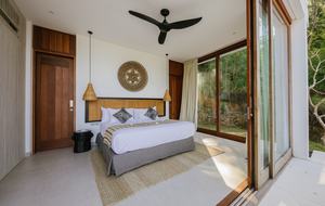 Selong Selo Elevated Villa - Selong Belanak, Indonesia