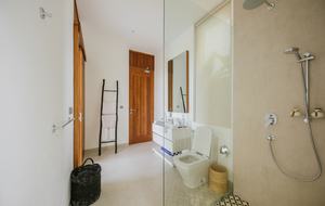 Selong Selo Elevated Villa - Selong Belanak, Indonesia