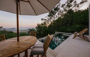 Selong Selo Elevated Villa - Selong Belanak, Indonesia