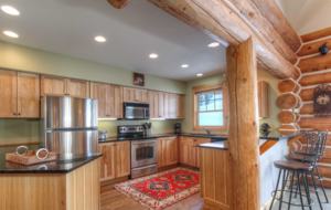 Mountainside Ski-in/Ski-out Luxury Cabin - Big Sky, Montana